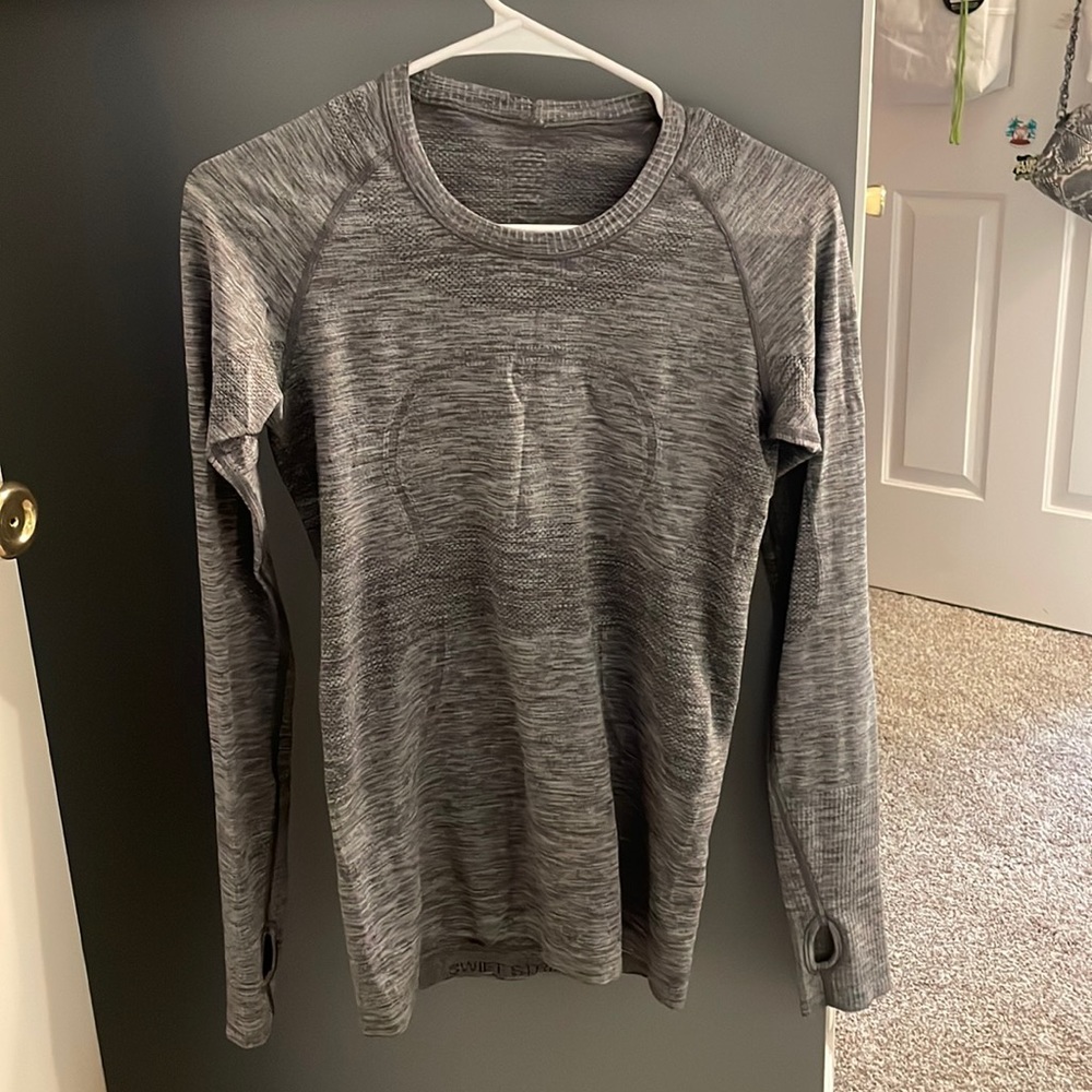 Lululemon swiftly tech size 6